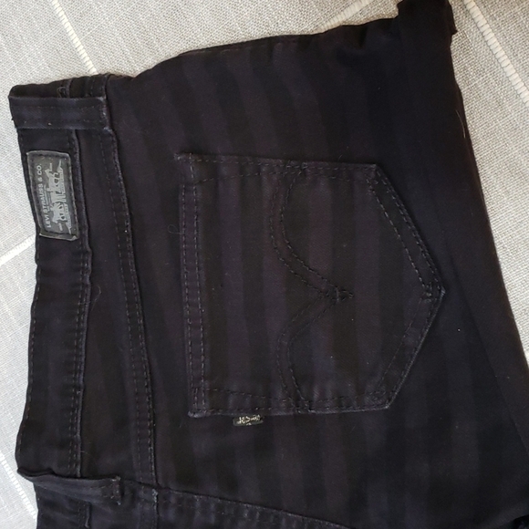 LEVI'S Striped Shorts, Size 27 - Picture 10 of 15